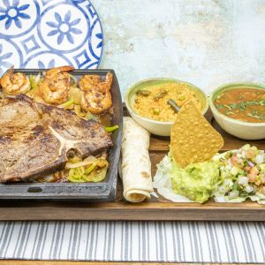 Tbone Steak with Shrimp_L9I8313